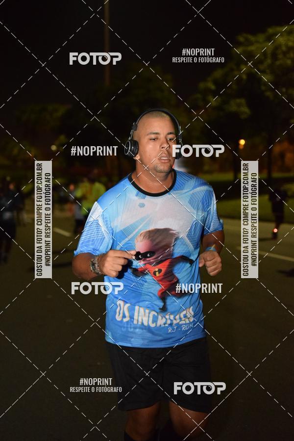 Buy your photos of the eventNight Run 2019 - Pop - Rio de Janeiro on Fotop