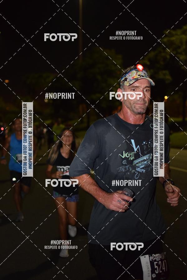 Buy your photos of the eventNight Run 2019 - Pop - Rio de Janeiro on Fotop