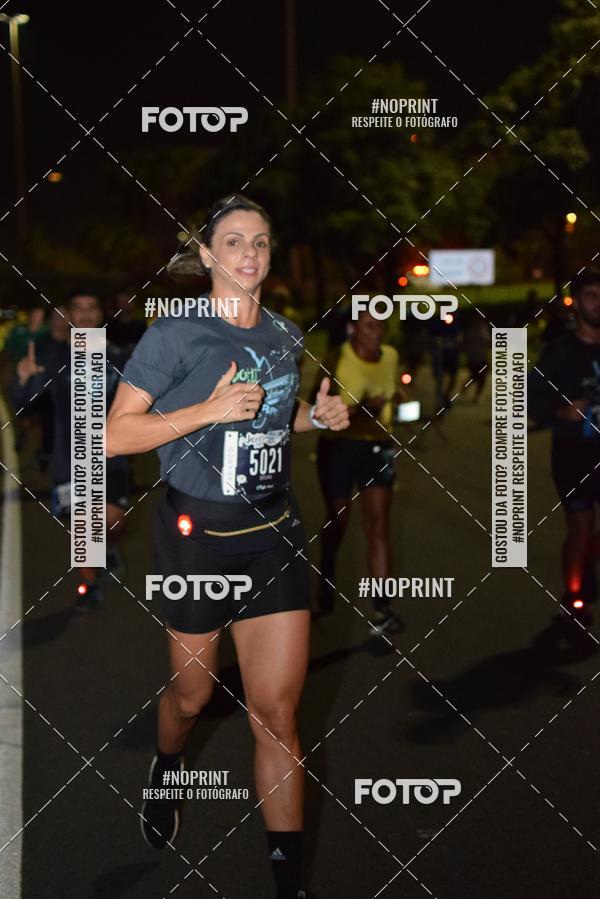 Buy your photos of the eventNight Run 2019 - Pop - Rio de Janeiro on Fotop