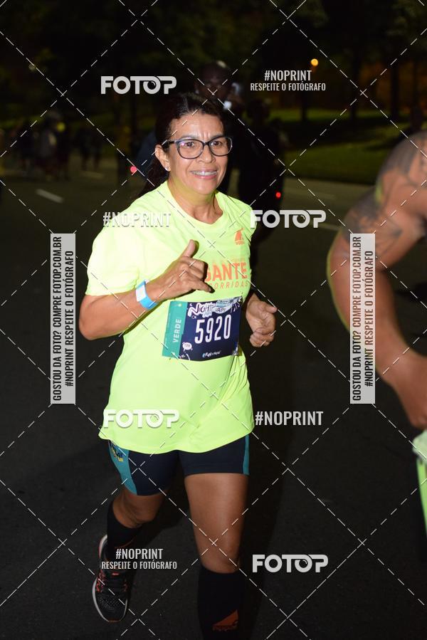 Buy your photos of the eventNight Run 2019 - Pop - Rio de Janeiro on Fotop
