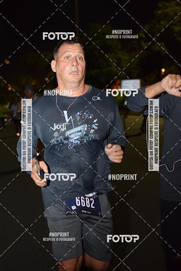 Buy your photos of the eventNight Run 2019 - Pop - Rio de Janeiro on Fotop