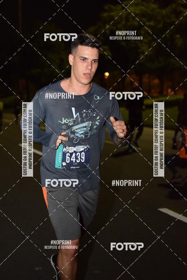Buy your photos of the eventNight Run 2019 - Pop - Rio de Janeiro on Fotop