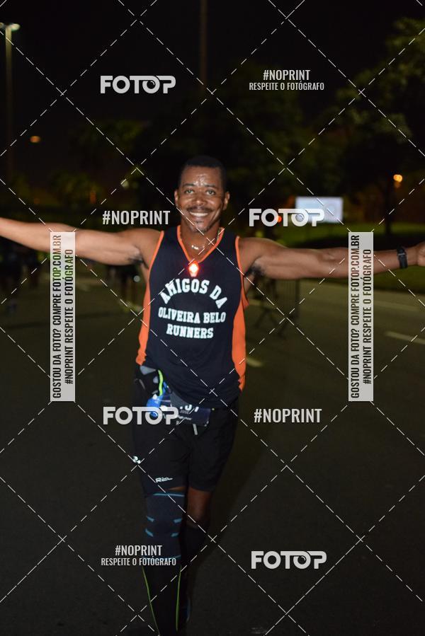 Buy your photos of the eventNight Run 2019 - Pop - Rio de Janeiro on Fotop