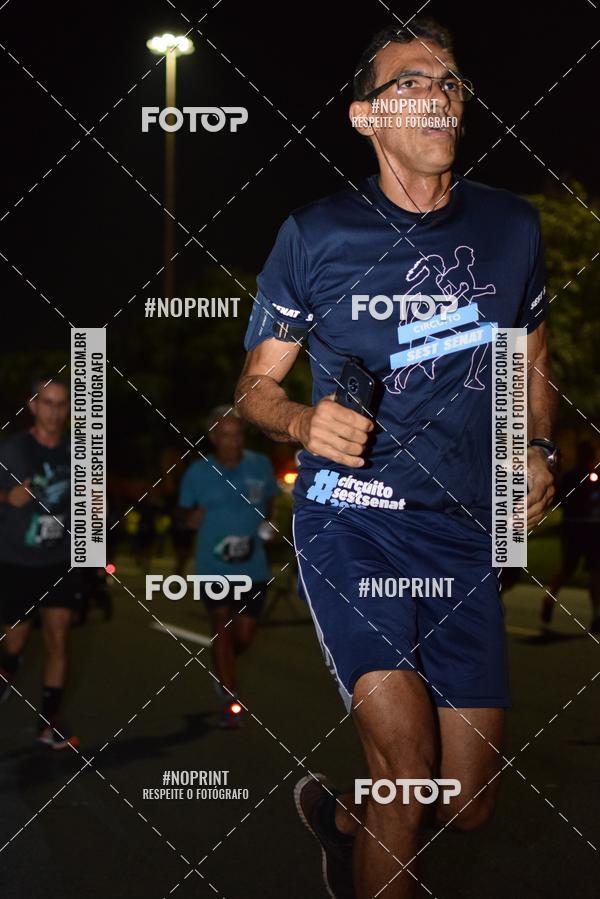 Buy your photos of the eventNight Run 2019 - Pop - Rio de Janeiro on Fotop