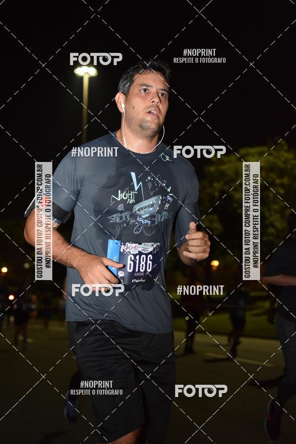 Buy your photos of the eventNight Run 2019 - Pop - Rio de Janeiro on Fotop