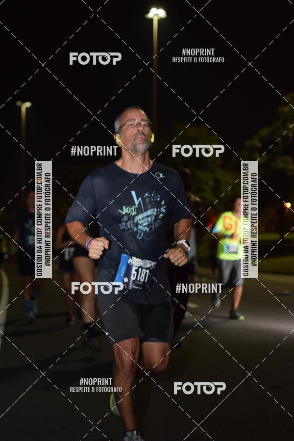 Buy your photos of the eventNight Run 2019 - Pop - Rio de Janeiro on Fotop