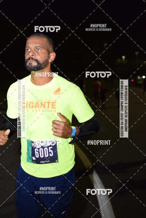 Buy your photos of the eventNight Run 2019 - Pop - Rio de Janeiro on Fotop