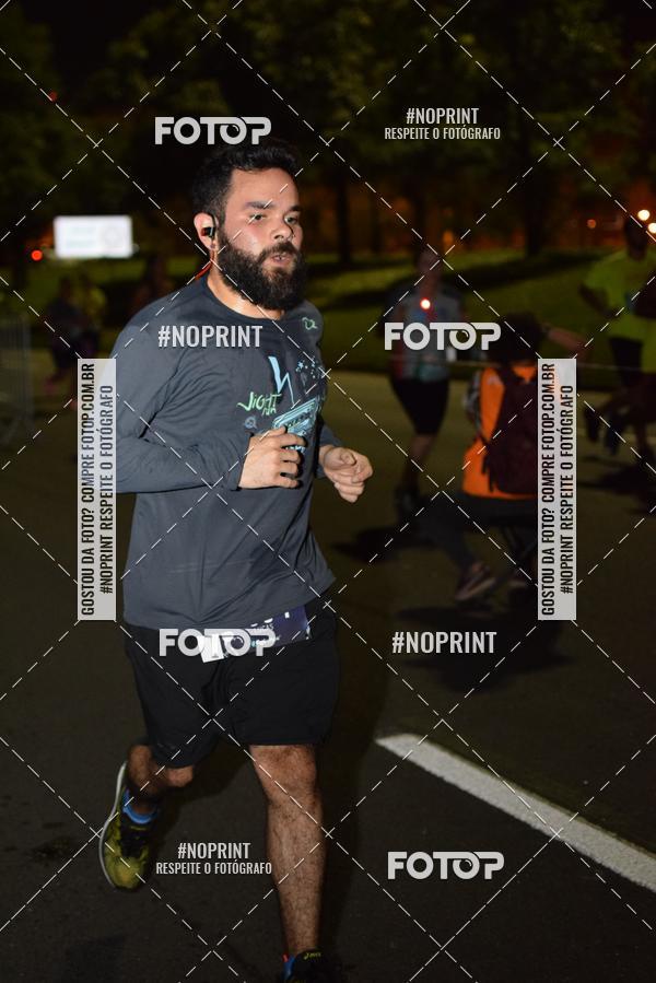 Buy your photos of the eventNight Run 2019 - Pop - Rio de Janeiro on Fotop