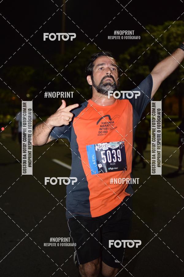 Buy your photos of the eventNight Run 2019 - Pop - Rio de Janeiro on Fotop