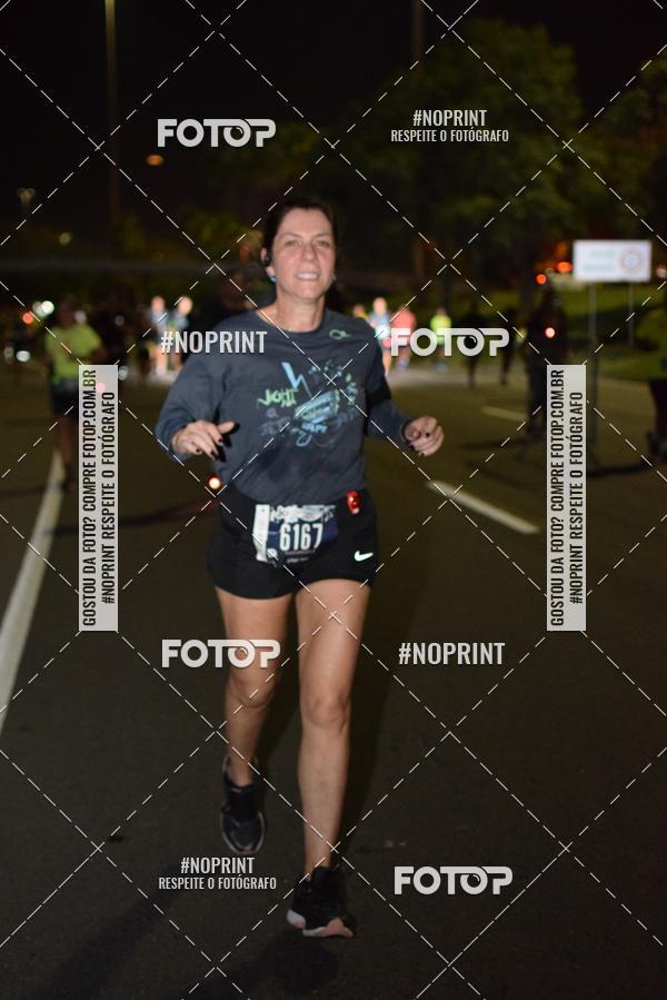 Buy your photos of the eventNight Run 2019 - Pop - Rio de Janeiro on Fotop