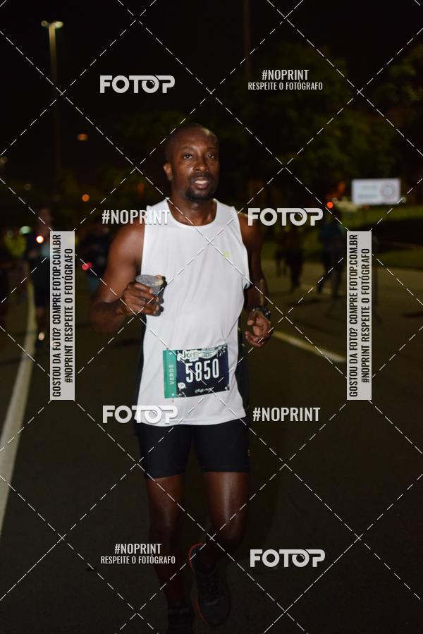 Buy your photos of the eventNight Run 2019 - Pop - Rio de Janeiro on Fotop