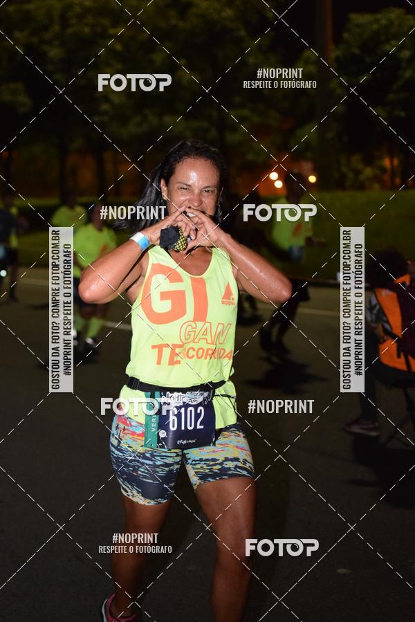 Buy your photos of the eventNight Run 2019 - Pop - Rio de Janeiro on Fotop