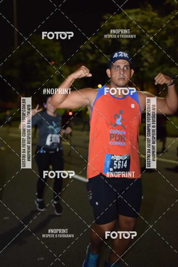 Buy your photos of the eventNight Run 2019 - Pop - Rio de Janeiro on Fotop
