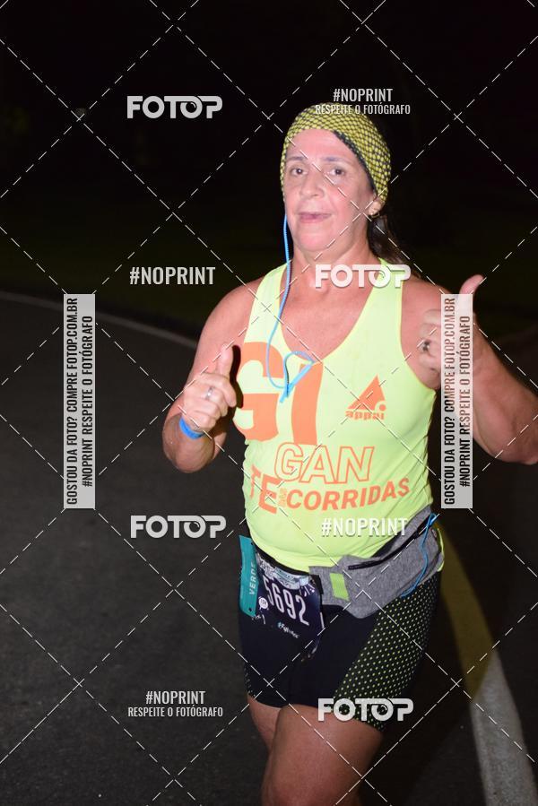 Buy your photos of the eventNight Run 2019 - Pop - Rio de Janeiro on Fotop