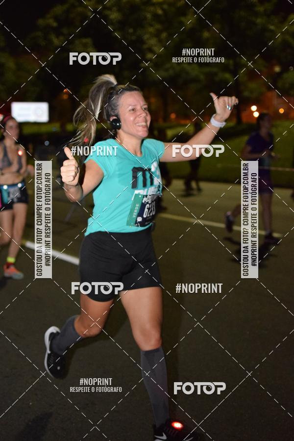 Buy your photos of the eventNight Run 2019 - Pop - Rio de Janeiro on Fotop