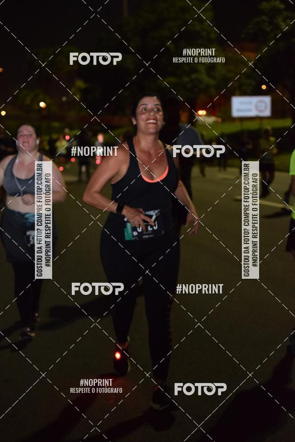 Buy your photos of the eventNight Run 2019 - Pop - Rio de Janeiro on Fotop