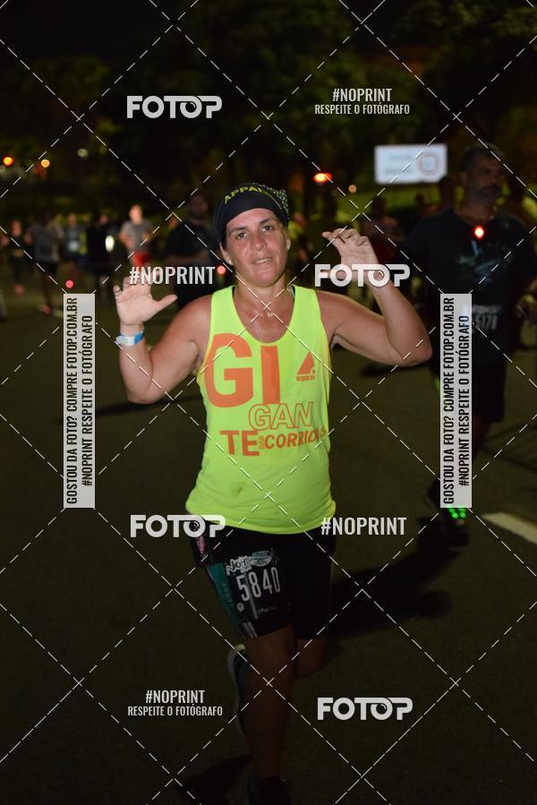 Buy your photos of the eventNight Run 2019 - Pop - Rio de Janeiro on Fotop