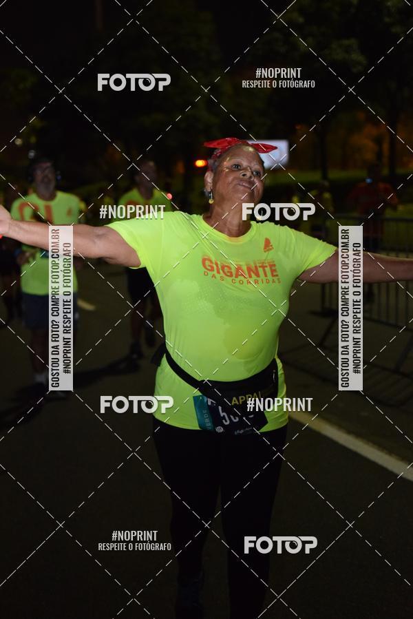 Buy your photos of the eventNight Run 2019 - Pop - Rio de Janeiro on Fotop