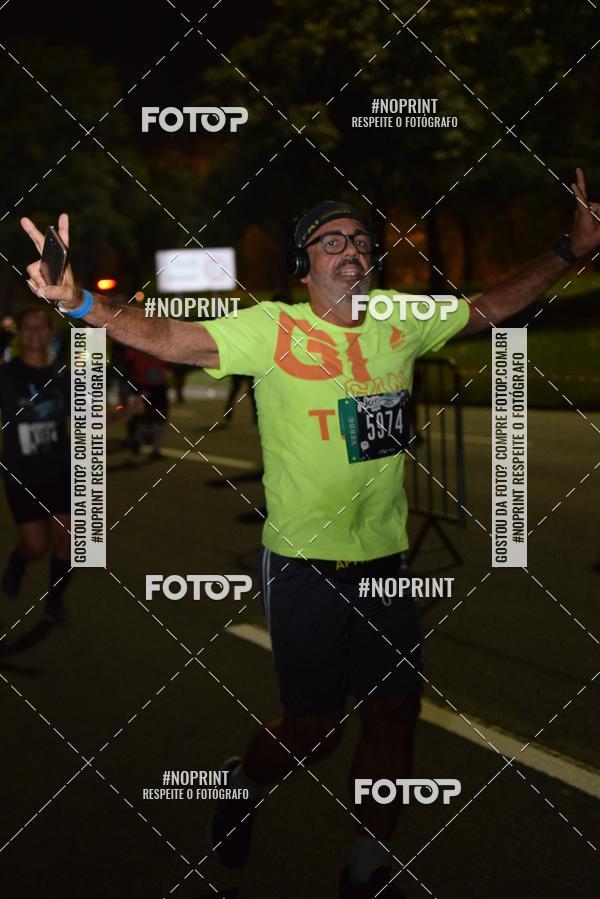 Buy your photos of the eventNight Run 2019 - Pop - Rio de Janeiro on Fotop