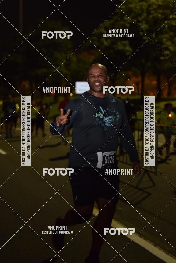 Buy your photos of the eventNight Run 2019 - Pop - Rio de Janeiro on Fotop