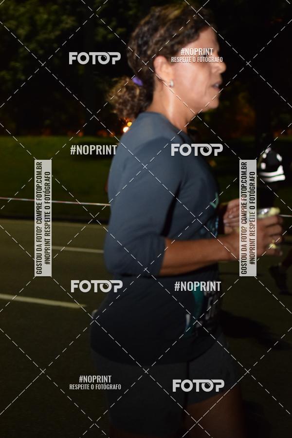 Buy your photos of the eventNight Run 2019 - Pop - Rio de Janeiro on Fotop