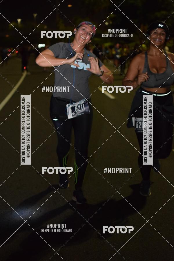 Buy your photos of the eventNight Run 2019 - Pop - Rio de Janeiro on Fotop