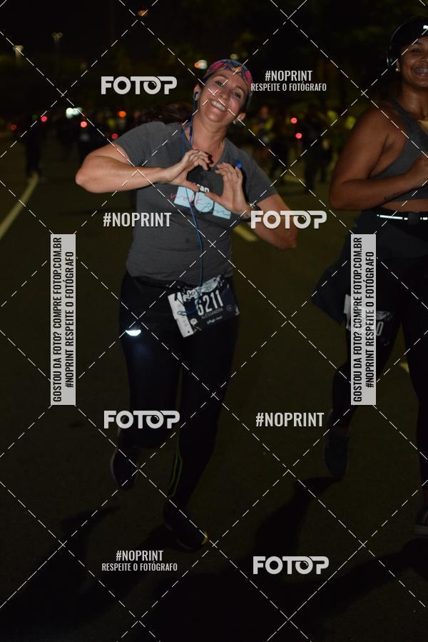 Buy your photos of the eventNight Run 2019 - Pop - Rio de Janeiro on Fotop
