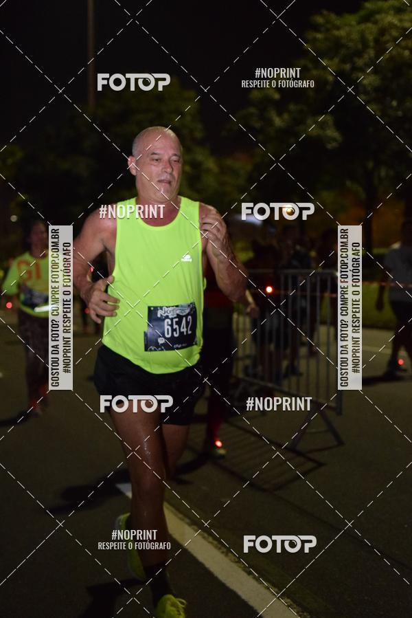 Buy your photos of the eventNight Run 2019 - Pop - Rio de Janeiro on Fotop