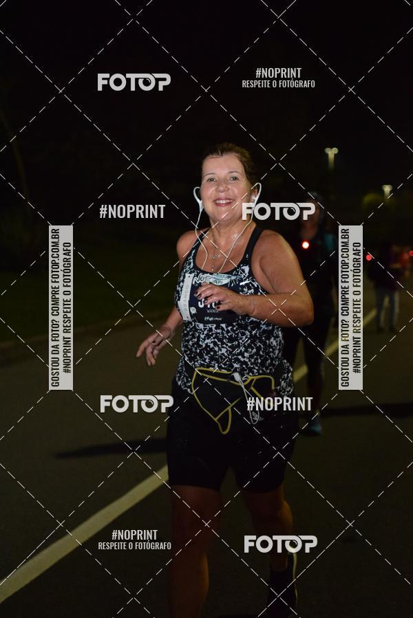 Buy your photos of the eventNight Run 2019 - Pop - Rio de Janeiro on Fotop