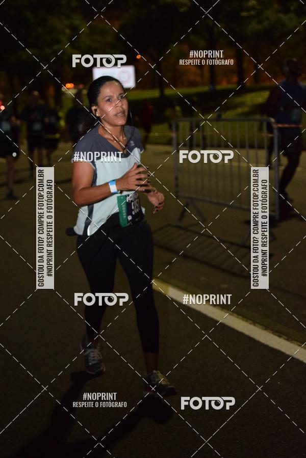 Buy your photos of the eventNight Run 2019 - Pop - Rio de Janeiro on Fotop