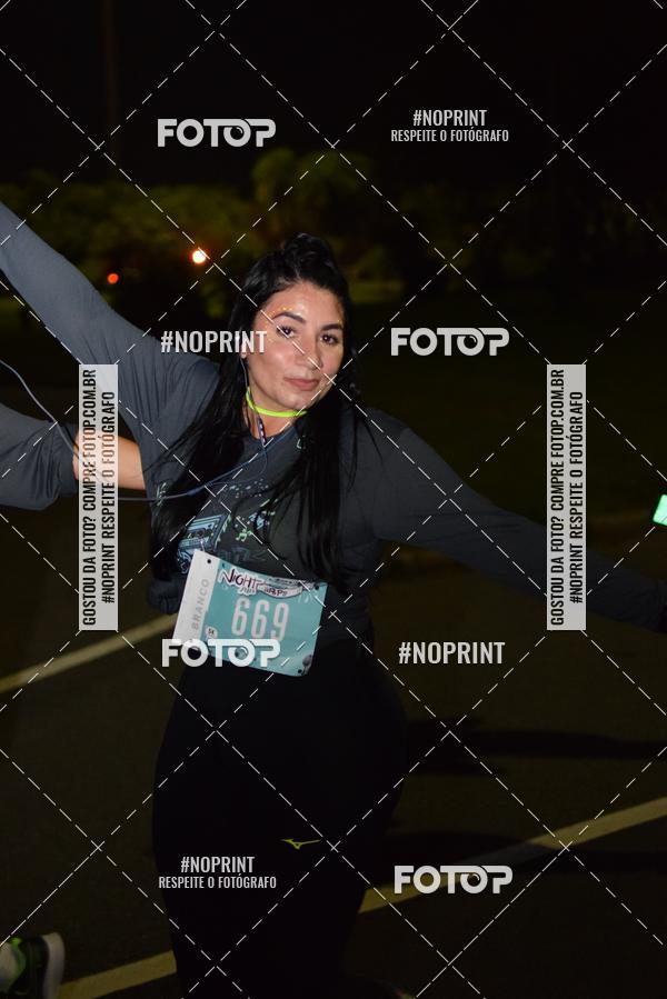 Buy your photos of the eventNight Run 2019 - Pop - Rio de Janeiro on Fotop