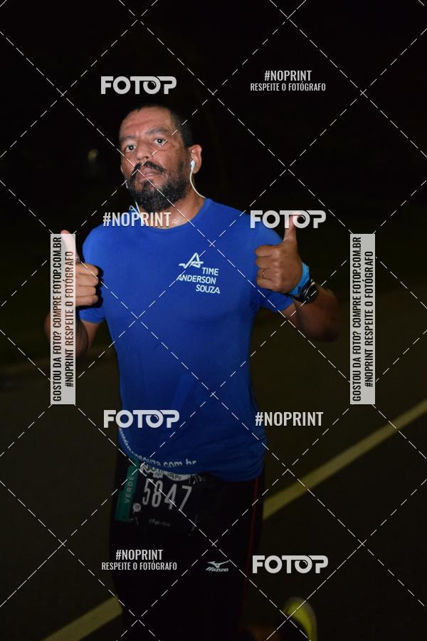 Buy your photos of the eventNight Run 2019 - Pop - Rio de Janeiro on Fotop
