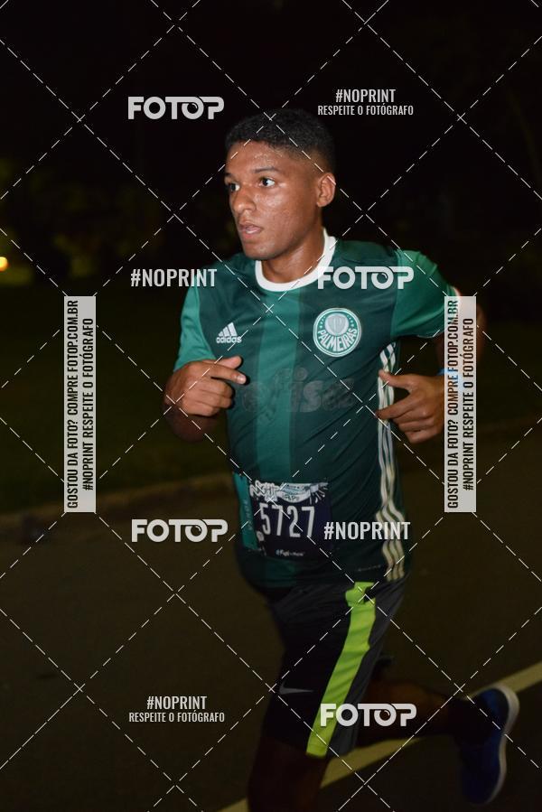 Buy your photos of the eventNight Run 2019 - Pop - Rio de Janeiro on Fotop