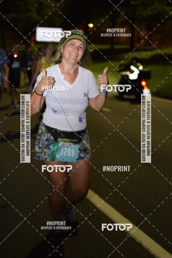 Buy your photos of the eventNight Run 2019 - Pop - Rio de Janeiro on Fotop