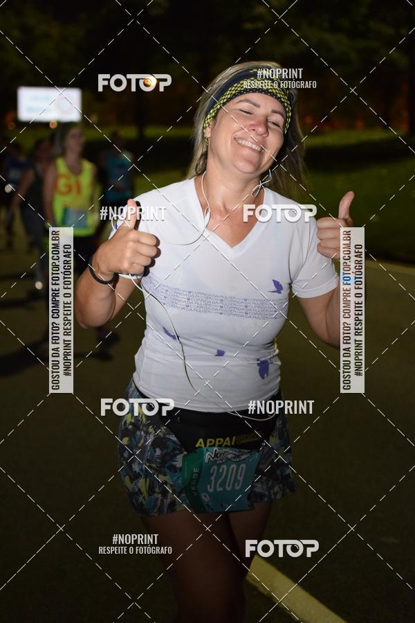 Buy your photos of the eventNight Run 2019 - Pop - Rio de Janeiro on Fotop