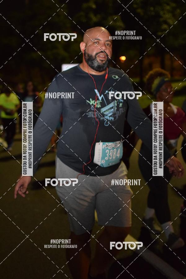 Buy your photos of the eventNight Run 2019 - Pop - Rio de Janeiro on Fotop