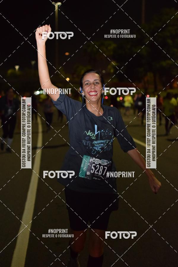 Buy your photos of the eventNight Run 2019 - Pop - Rio de Janeiro on Fotop