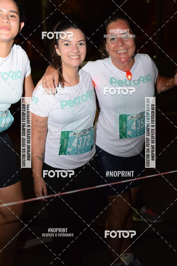 Buy your photos of the eventNight Run 2019 - Pop - Rio de Janeiro on Fotop