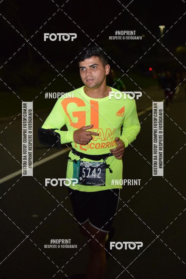 Buy your photos of the eventNight Run 2019 - Pop - Rio de Janeiro on Fotop