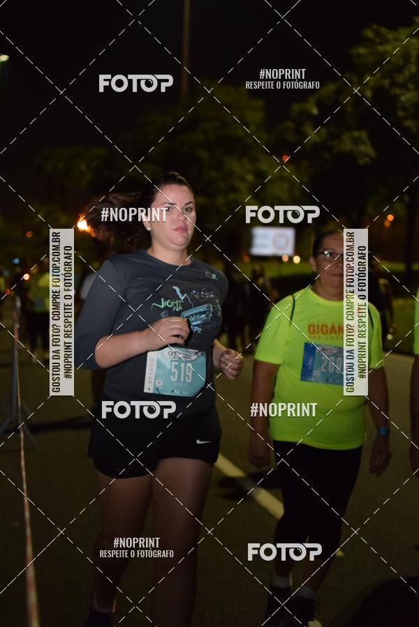 Buy your photos of the eventNight Run 2019 - Pop - Rio de Janeiro on Fotop