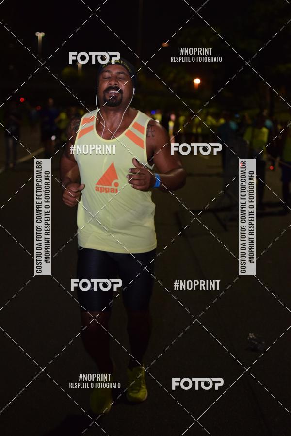 Buy your photos of the eventNight Run 2019 - Pop - Rio de Janeiro on Fotop