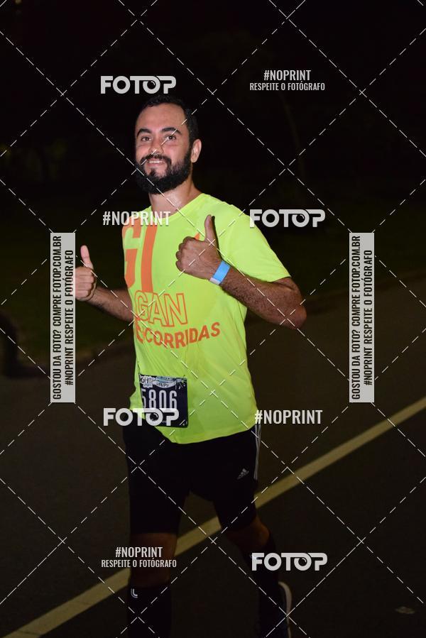 Buy your photos of the eventNight Run 2019 - Pop - Rio de Janeiro on Fotop