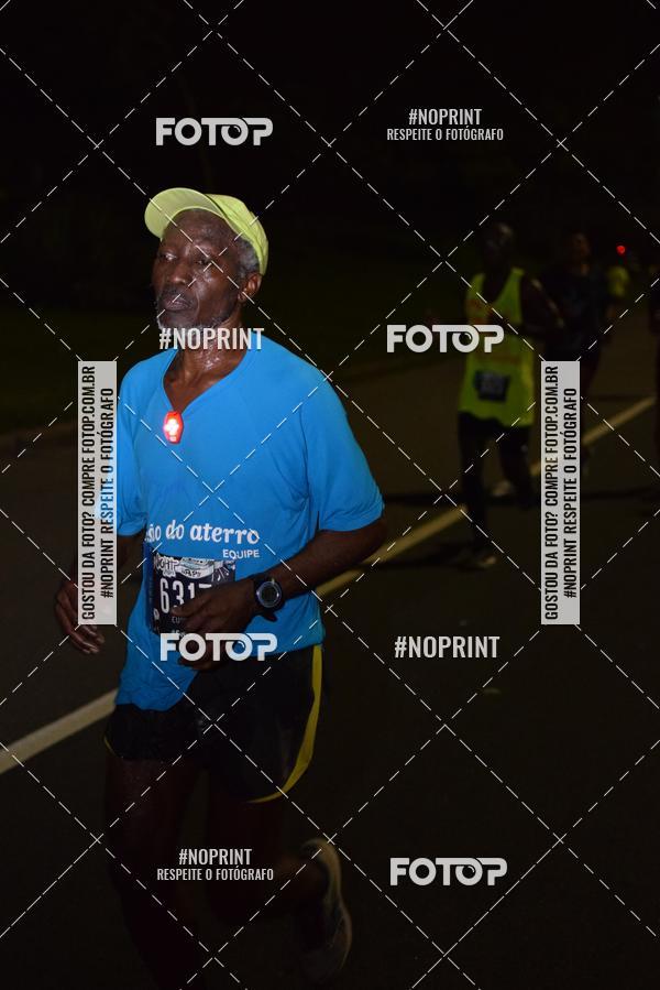 Buy your photos of the eventNight Run 2019 - Pop - Rio de Janeiro on Fotop