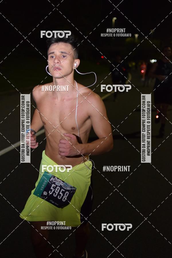 Buy your photos of the eventNight Run 2019 - Pop - Rio de Janeiro on Fotop