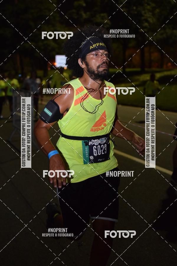 Buy your photos of the eventNight Run 2019 - Pop - Rio de Janeiro on Fotop