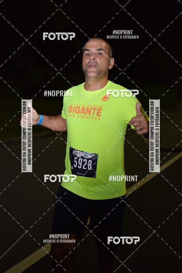 Buy your photos of the eventNight Run 2019 - Pop - Rio de Janeiro on Fotop