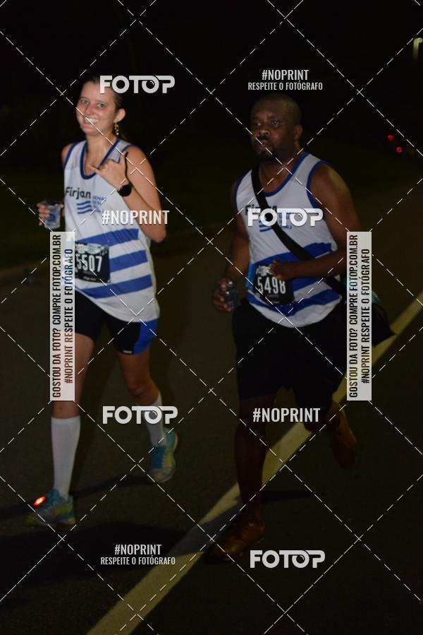 Buy your photos of the eventNight Run 2019 - Pop - Rio de Janeiro on Fotop