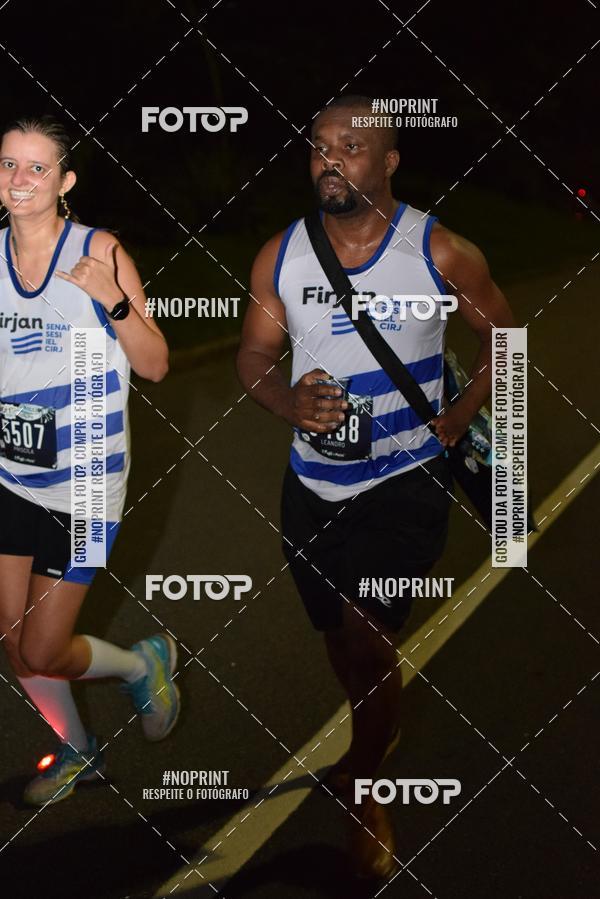 Buy your photos of the eventNight Run 2019 - Pop - Rio de Janeiro on Fotop