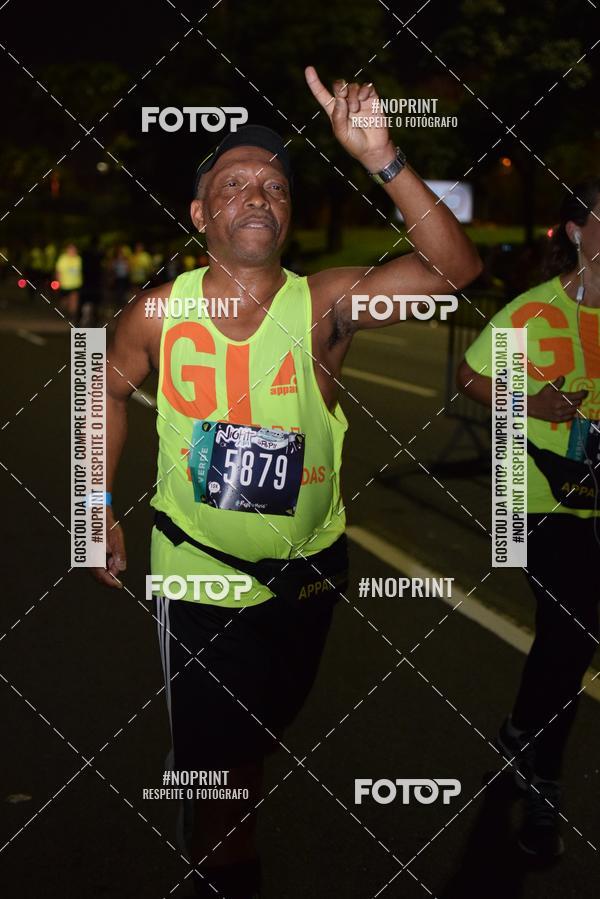 Buy your photos of the eventNight Run 2019 - Pop - Rio de Janeiro on Fotop