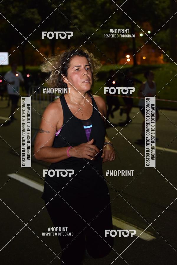 Buy your photos of the eventNight Run 2019 - Pop - Rio de Janeiro on Fotop